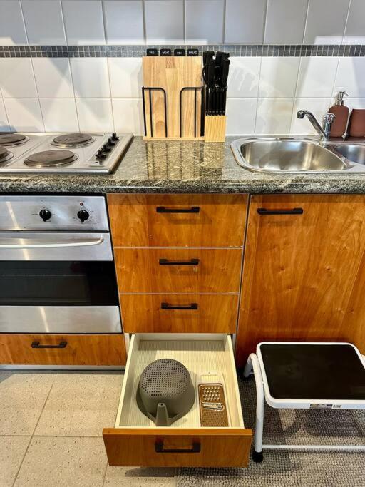 Apartment & Pool View 2bedroom-1 King Bd And 2 Single Bd
