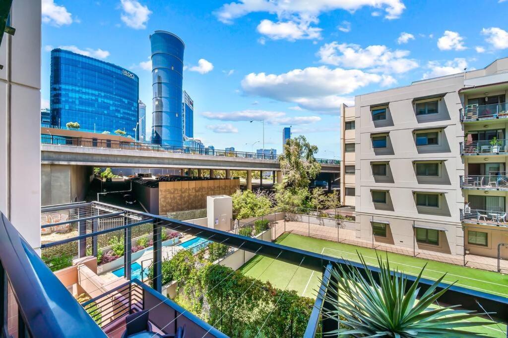 & Pool View 2bedroom-1 King Bd And 2 Single Bd * Perth